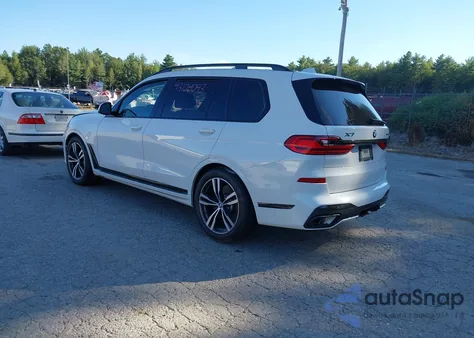 2020 BMW X7 xDrive40I z USA, uszkodzony, nr VIN 5UXCW2C08L9D12782